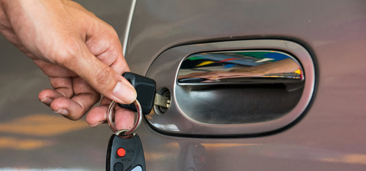 Car door lock repair in Mentone