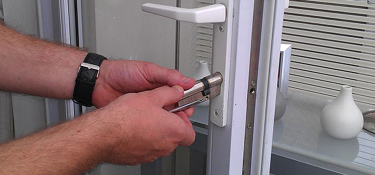 Commercial Door Lock Repair in Mentone